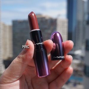 🌸 MAC Love Me Lipstick #Bated Breath